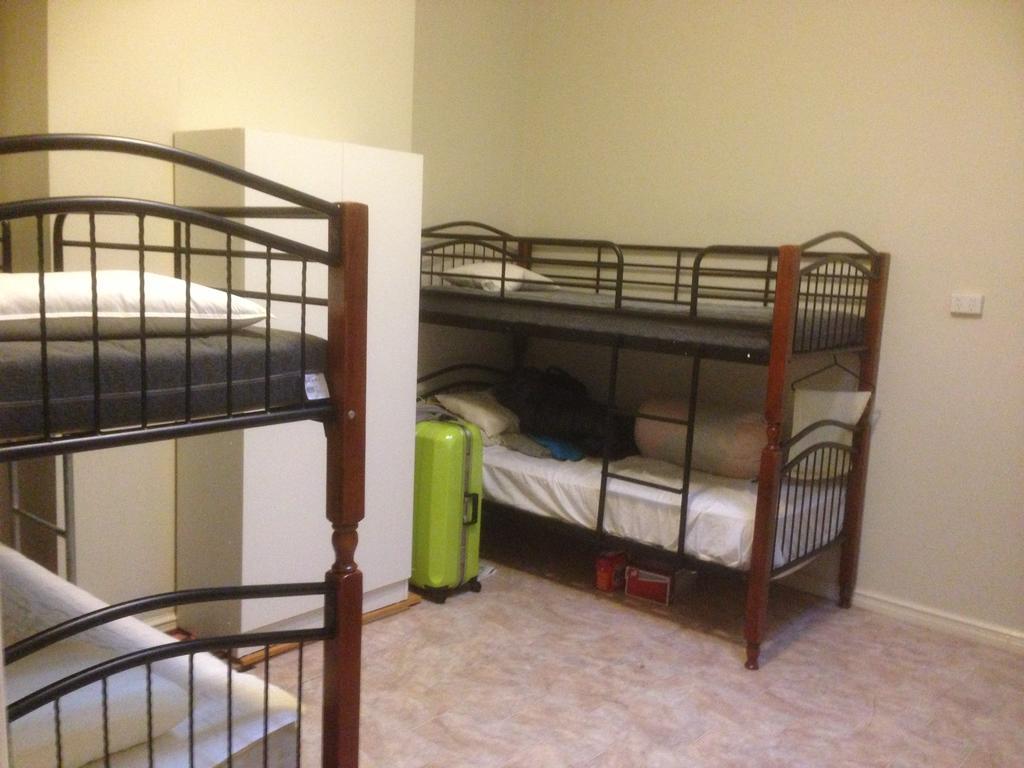 Perth 178 Backpackers Hostel Ruang foto